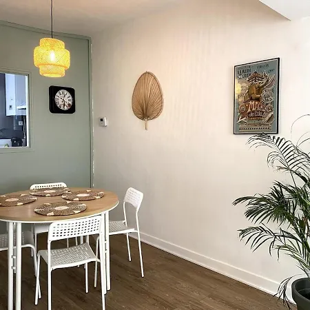 T2 Ile De Nantes Proche Chu Avec Parking