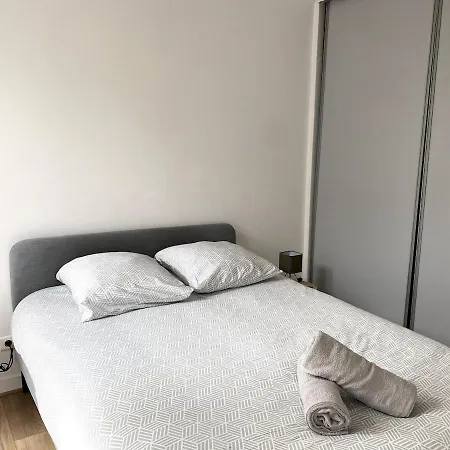 T2 Ile De Proche Chu Avec Parking Apartment *